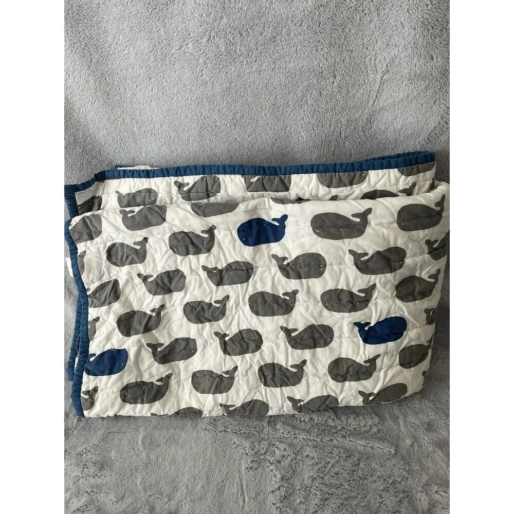 The Land Of Nod Crib Sheet Set Make a Splash Whales Blue Gray Fitted Skirt Quilt